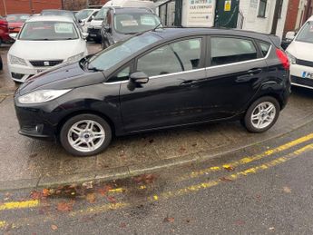 FORD FIESTA 1.6 ZETEC 5DR AUTOMATIC PETROL HATCHBACK