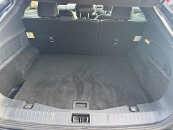 FORD MUSTANG MACH-E Standard Range 70kWh SUV 5dr Electric Automatic 