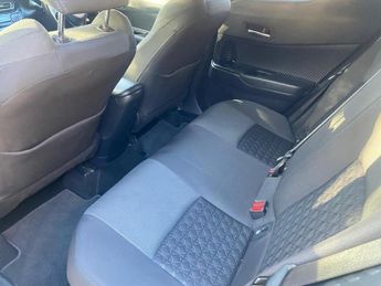 TOYOTA C-HR 1.8 VVT-h Design CVT Euro 6 (s/s) 5dr