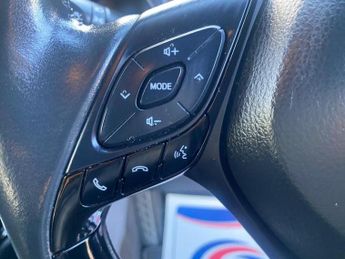 TOYOTA C-HR 1.8 VVT-h Design CVT Euro 6 (s/s) 5dr