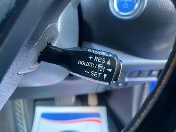 TOYOTA C-HR 1.8 VVT-h Design CVT Euro 6 (s/s) 5dr