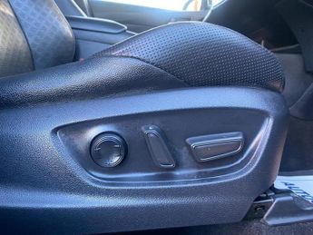 TOYOTA C-HR 1.8 VVT-h Design CVT Euro 6 (s/s) 5dr