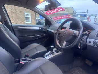 VAUXHALL ASTRA 1.8i 16v Design Sport Hatch 3dr Petrol Automatic (194 g/km, 123 