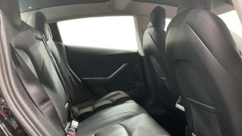 TESLA Model 3 (Dual Motor) Long Range Saloon 4dr Electric Auto 4WDE (346 ps)