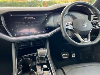 VOLKSWAGEN TOUAREG 3.0 Touareg V6 Black Edition TDI Auto 4WD 5dr