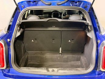 MINI HATCH 1.5 Cooper Classic Hatchback 5dr Petrol Steptronic Euro 6 (s/s) 