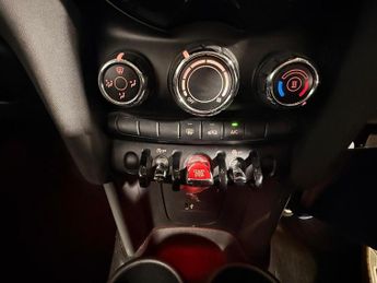 MINI HATCH 1.5 Cooper Classic Hatchback 5dr Petrol Steptronic Euro 6 (s/s) 