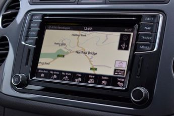 VOLKSWAGEN TIGUAN 2.0TDi MATCH 5 DOOR 4WD DSG AUTO 148 BHP (EURO 6)