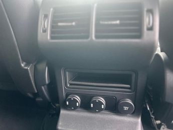 JAGUAR F-PACE 2.0 D180 R-Sport SUV 5dr Diesel Auto AWD Euro 6 (s/s) (180 ps)