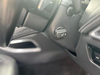 JAGUAR F-PACE 2.0 D180 R-Sport SUV 5dr Diesel Auto AWD Euro 6 (s/s) (180 ps)