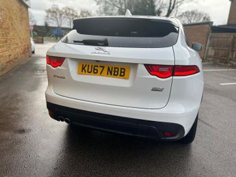 JAGUAR F-PACE 2.0 D180 R-Sport SUV 5dr Diesel Auto AWD Euro 6 (s/s) (180 ps)