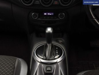 NISSAN JUKE 1.0 DIG-T N-Connecta SUV 5dr Petrol DCT Auto Euro 6 (s/s) (114 p