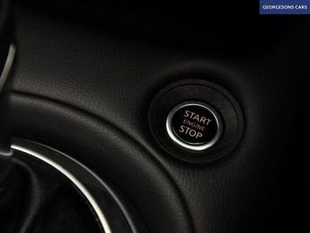 NISSAN JUKE 1.0 DIG-T N-Connecta SUV 5dr Petrol DCT Auto Euro 6 (s/s) (114 p