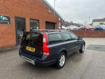 VOLVO XC70 2.4 D5 SE Estate 5dr Diesel Geartronic AWD (224 g/km, 185 bhp)
