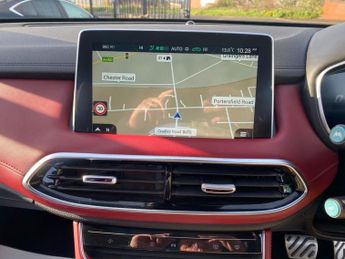 MG MG HS 1.5 T-GDI 16.6kWh Exclusive SUV 5dr Petrol Plug-in Hybrid Auto E