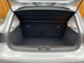 RENAULT CLIO 1.6 E-TECH Evolution Hatchback 5dr Petrol Hybrid Auto Euro 6 (s/