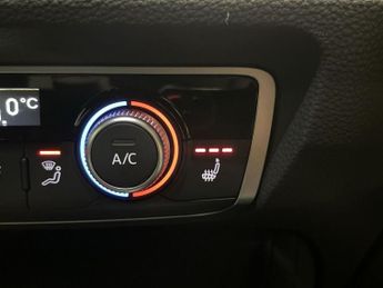 AUDI Q3 1.5 TFSI CoD 35 Black Edition SUV 5dr Petrol S Tronic Euro 6 (s/