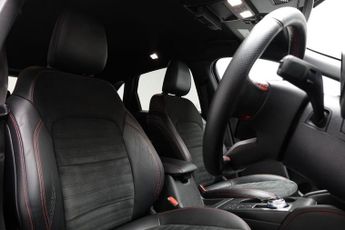 FORD KUGA 2.5 EcoBoost Duratec 14.4kWh ST-Line SUV 5dr Petrol Plug-in Hybr