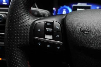 FORD KUGA 2.5 EcoBoost Duratec 14.4kWh ST-Line SUV 5dr Petrol Plug-in Hybr