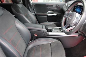 MERCEDES-BENZ GLA 1.3 GLA200 AMG Line (Premium) SUV 5dr Petrol 7G-DCT Euro 6 (s/s)