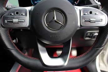 MERCEDES-BENZ GLA 1.3 GLA200 AMG Line (Premium) SUV 5dr Petrol 7G-DCT Euro 6 (s/s)