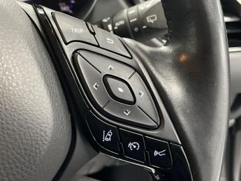 TOYOTA C-HR 1.8 VVT-h Excel SUV 5dr Petrol Hybrid CVT Euro 6 (s/s) (122 ps) 