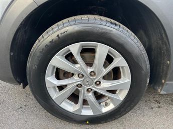 HYUNDAI TUCSON 1.6 GDi SE Nav SUV 5dr Petrol Manual Euro 6 (s/s) (132 ps)