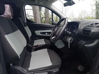 CITROEN BERLINGO 1.5 BlueHDi Feel XL MPV 5dr Diesel EAT Euro 6 (s/s) (130 ps).*5 