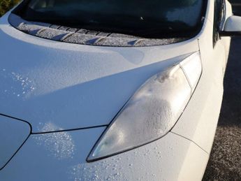 NISSAN LEAF 24kWh Acenta Hatchback 5dr Electric Auto (107 bhp)