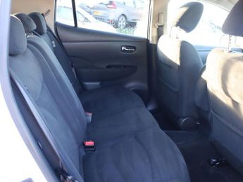 NISSAN LEAF 24kWh Acenta Hatchback 5dr Electric Auto (107 bhp)