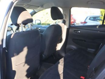 NISSAN LEAF 24kWh Acenta Hatchback 5dr Electric Auto (107 bhp)