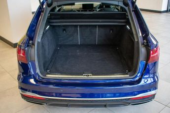 AUDI A4 AVANT 2.0 TDI 35 S line Estate 5dr Diesel S Tronic Euro 6 (s/s) (163 p