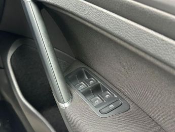 VOLKSWAGEN GOLF 1.0 TSI Match Estate 5dr Petrol DSG Euro 6 (s/s) (115 ps)