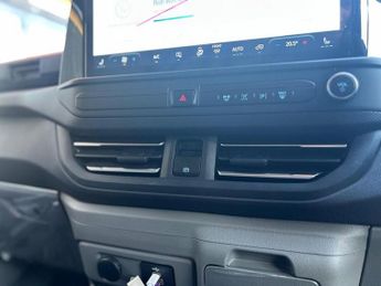 FORD TRANSIT CUSTOM 2.0 320 EcoBlue Limited Panel Van 5dr Diesel Auto L1 H1 Euro 6 (