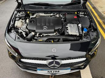 MERCEDES-BENZ A-CLASS 2.0 A200d AMG Line Hatchback 5dr Diesel 8G-DCT Euro 6 (s/s) (150