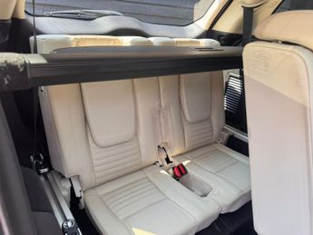 LAND ROVER DISCOVERY SPORT 2.2 SD4 HSE Luxury SUV 5dr Diesel Auto 4WD Euro 6 (s/s) (190 ps)