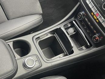 MERCEDES-BENZ CLA 2.1 CLA200d Sport Shooting Brake 5dr Diesel 7G-DCT Euro 6 (s/s) 