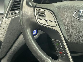 HYUNDAI SANTA FE 2.2 CRDi Blue Drive Premium SE SUV 5dr Diesel Auto 4WD Euro 6 (s