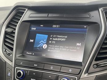 HYUNDAI SANTA FE 2.2 CRDi Blue Drive Premium SE SUV 5dr Diesel Auto 4WD Euro 6 (s
