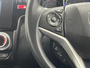 HONDA JAZZ 1.3 i-VTEC SE Navi Hatchback 5dr Petrol CVT Euro 6 (s/s) (102 ps