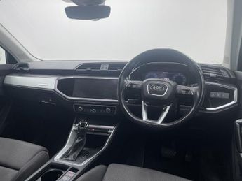 AUDI Q3 1.5 TFSI CoD 35 Sport SUV 5dr Petrol S Tronic Euro 6 (s/s) (150 