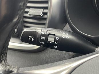 KIA SORENTO 2.2 CRDi KX-2 SUV 5dr Diesel Auto AWD Euro 6 (s/s) (197 bhp)