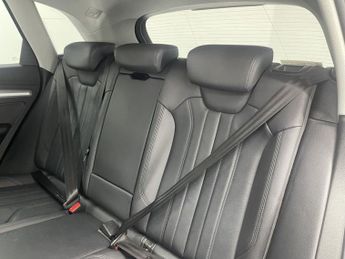 AUDI Q5 2.0 TDI 40 Sport SUV 5dr Diesel S Tronic quattro Euro 6 (s/s) (1