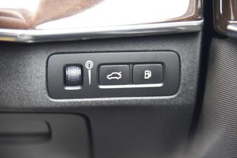 VOLVO XC90 2.0h T8 Twin Engine 9.2kWh Inscription SUV 5dr Petrol Plug-in Hy