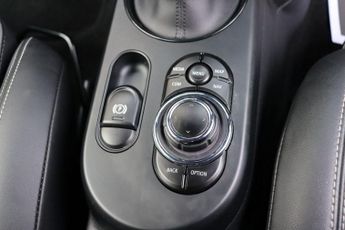 MINI Electric Hatch COOPER SE 32.6kWh LEVEL 2 