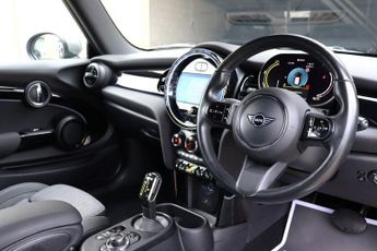 MINI Electric Hatch COOPER SE 32.6kWh LEVEL 2 