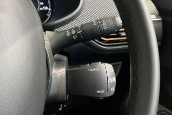 DACIA SANDERO STEPWAY 1.0 TCe Prestige Hatchback 5dr Petrol CVT Euro 6 (s/s) (90 ps) F