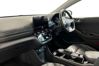 HYUNDAI IONIQ 38.3kWh Premium SE Hatchback 5dr Electric Auto (136 ps) Rear Vie
