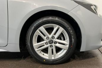 TOYOTA COROLLA 1.8 VVT-h Icon Hatchback 5dr Petrol Hybrid CVT Euro 6 (s/s) (140