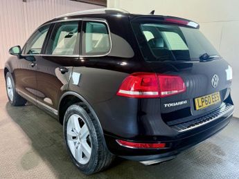 VOLKSWAGEN TOUAREG 3.0h TSI V6 Hybrid SUV 5dr Petrol Hybrid Tiptronic 4WD Euro 5 (s